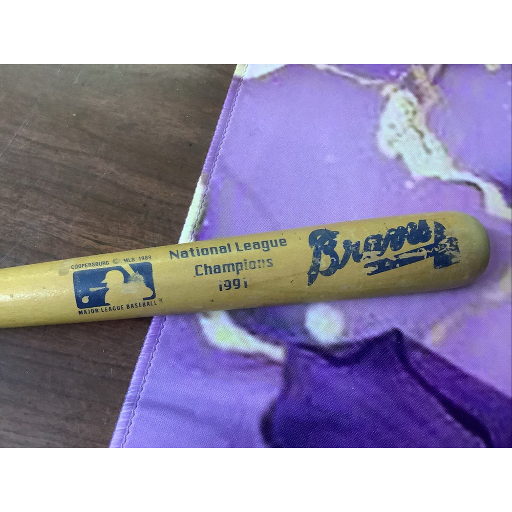 1991 ATLANTA BRAVES NATIONAL LEAGUE CHAMPIONS 10" WOOD SOUVENIR BASEBALL BAT MLB - Picture 2 of 4